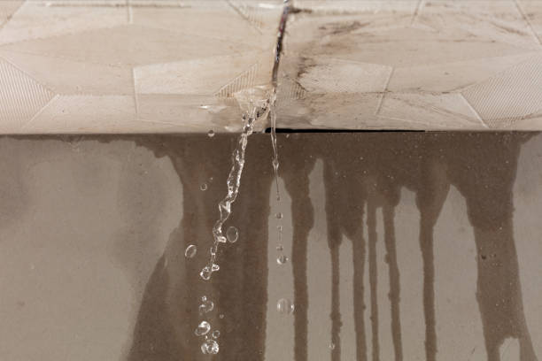Professional Sewage Cleanup technician working in Castell, TX
